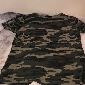 Forever 21 camo tee